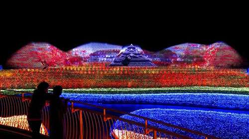 最壯觀(guan)的(de)鼕季燈(deng)光秀在日本(ben)呈(cheng)現